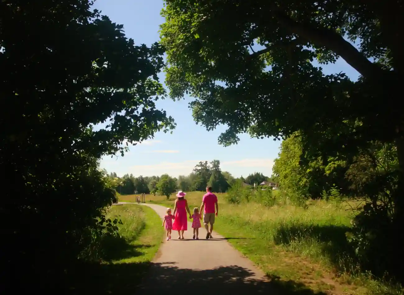 Countess of Chester Country Park showing green spaces and outdoor areas